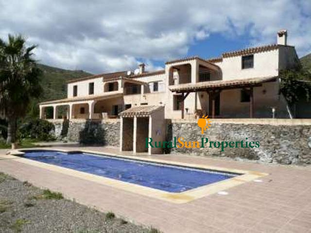 Finca for sale in Aguilas with Sea Views
