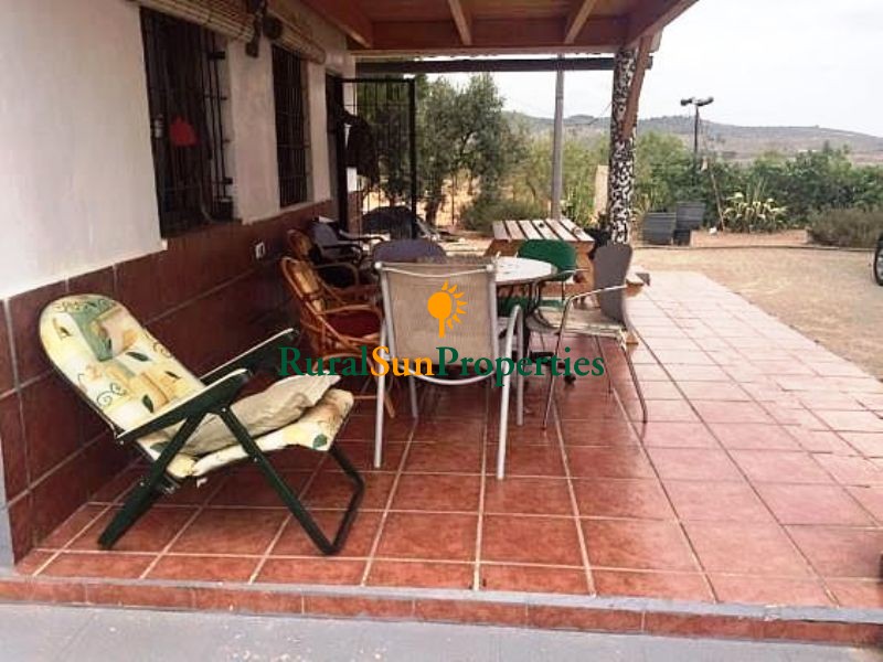 House for sale on the mountains with a plot of 12,000m² fully fenced