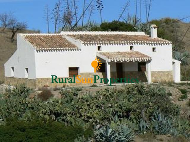 Cortijo with 10 acres plot for sale in Costa Calida