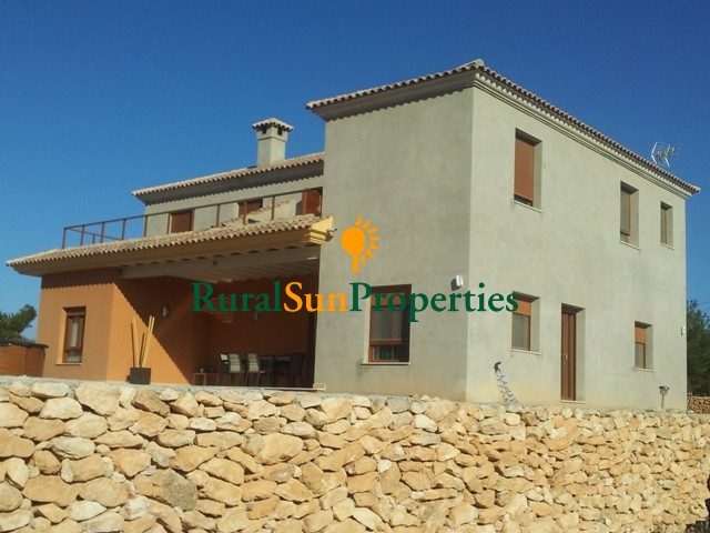 Venta Casa de Campo en Elda, Alicante