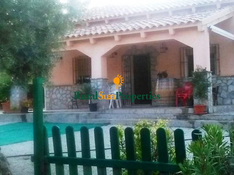 Country house for sale in Bullas Murcia region close to forest area and mountains