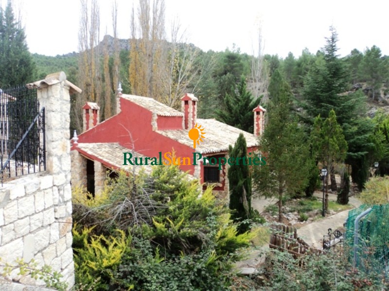 SOLD. Murcia Inland Country house in the mountains 43 acres of forest spring water running.