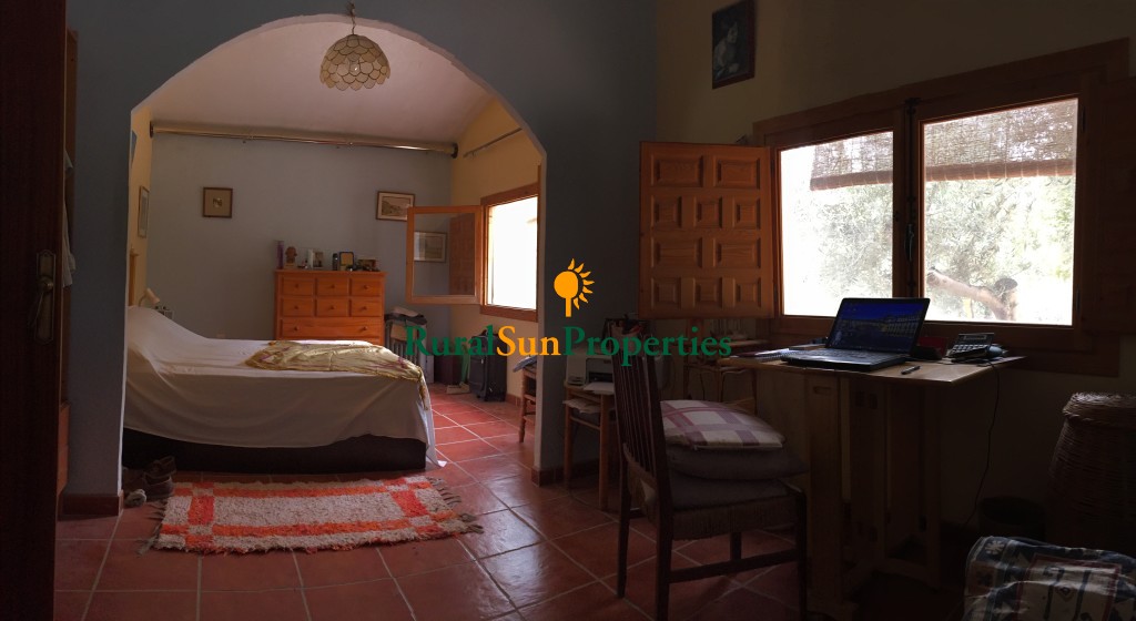 Country house for sale in Granada province