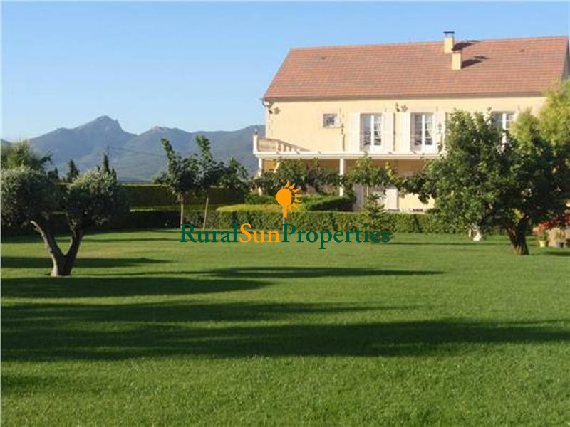 Luxurious Villa for sale Alicante