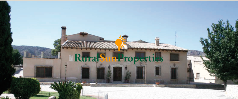 Manor Country Estate for sale in Alicante 900 hectares