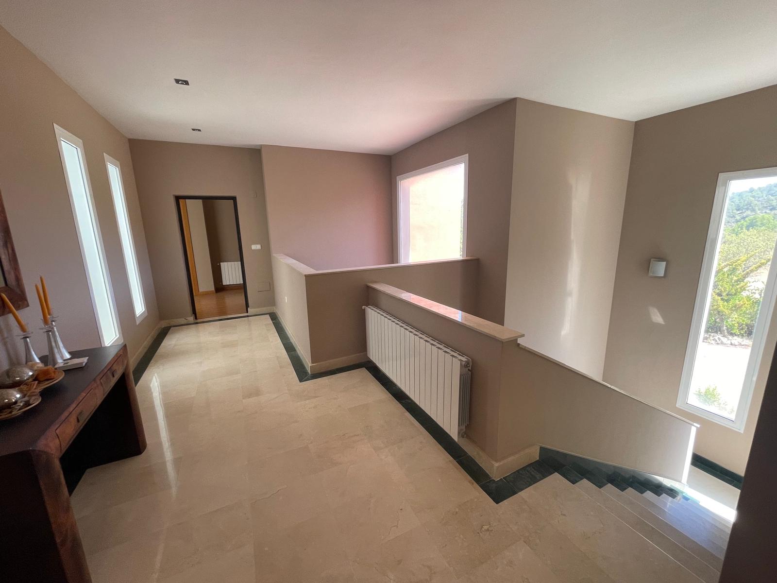 Huge and luxurious house in the mountain for sale Murcia Inland.