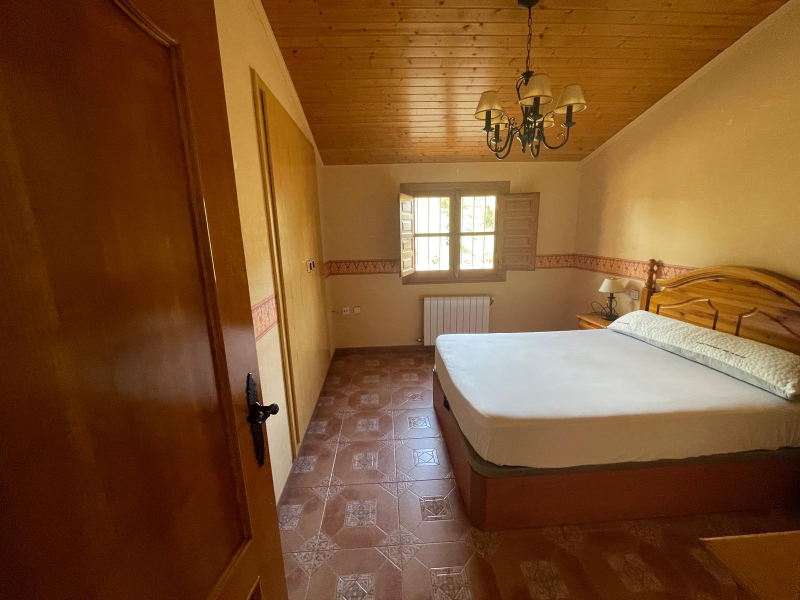 Bullas countryside: Country house in beautiful valley surrounded by mountains and vineyards with panoramic views