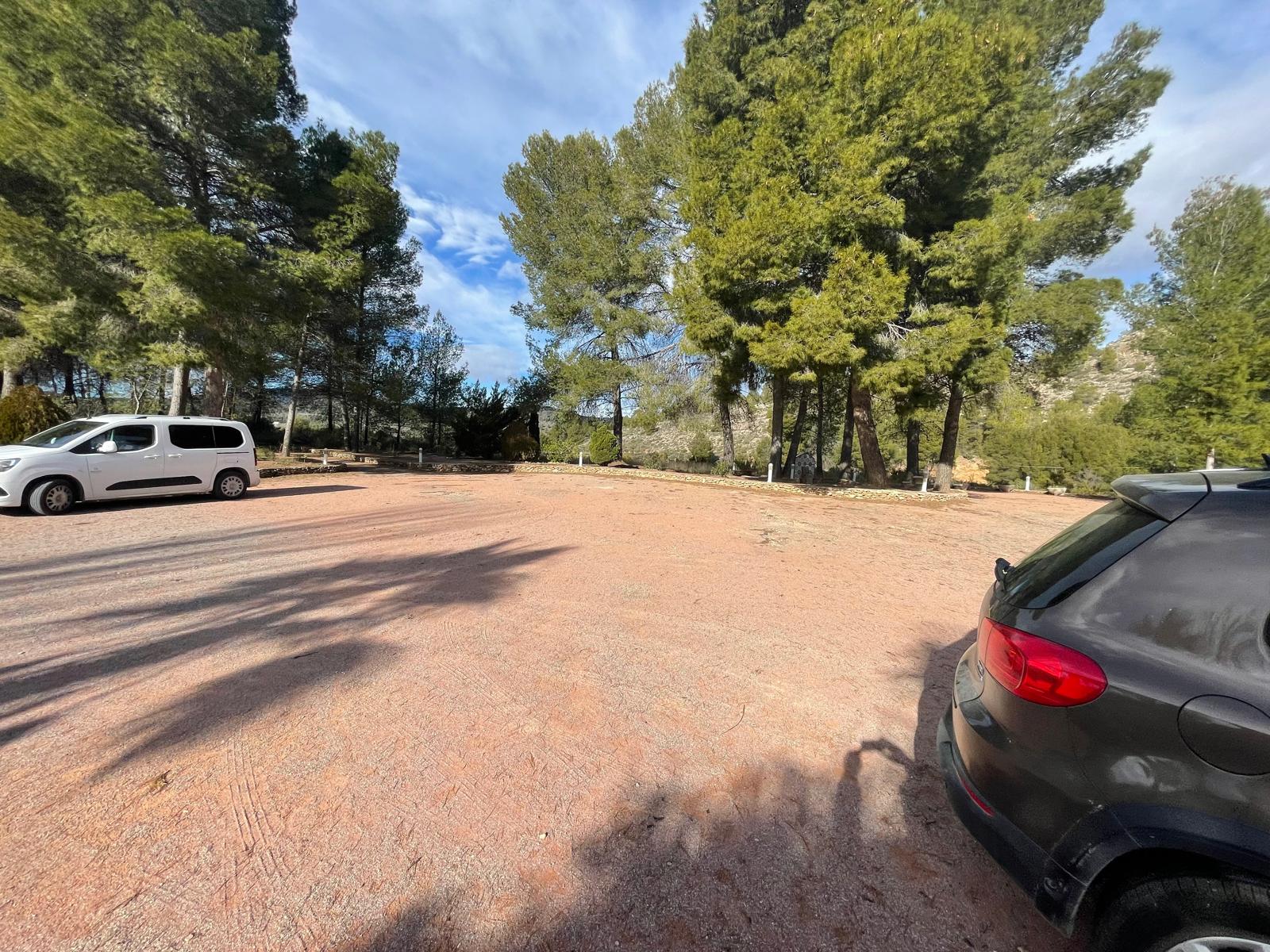 Bullas countryside: Country house in beautiful valley surrounded by mountains and vineyards with panoramic views