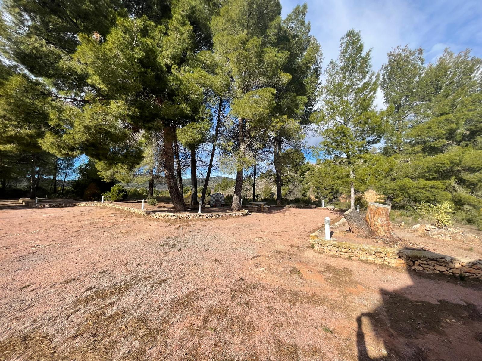 Bullas countryside: Country house in beautiful valley surrounded by mountains and vineyards with panoramic views