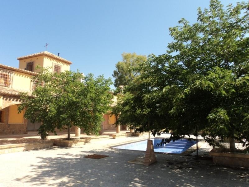 REBAJADO. Venta Casa Cortijo Señorial  en Lorca con finca de 80 ha.