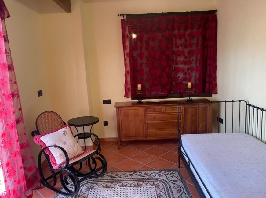 A wonderful country house located on a privileged location in the heart of the Ricote Valley.