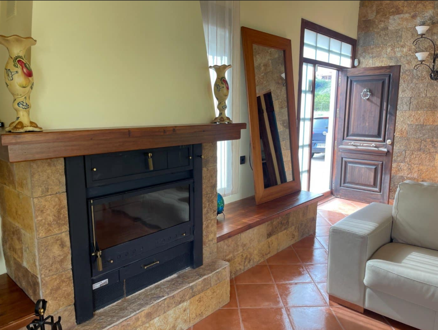 A wonderful country house located on a privileged location in the heart of the Ricote Valley.