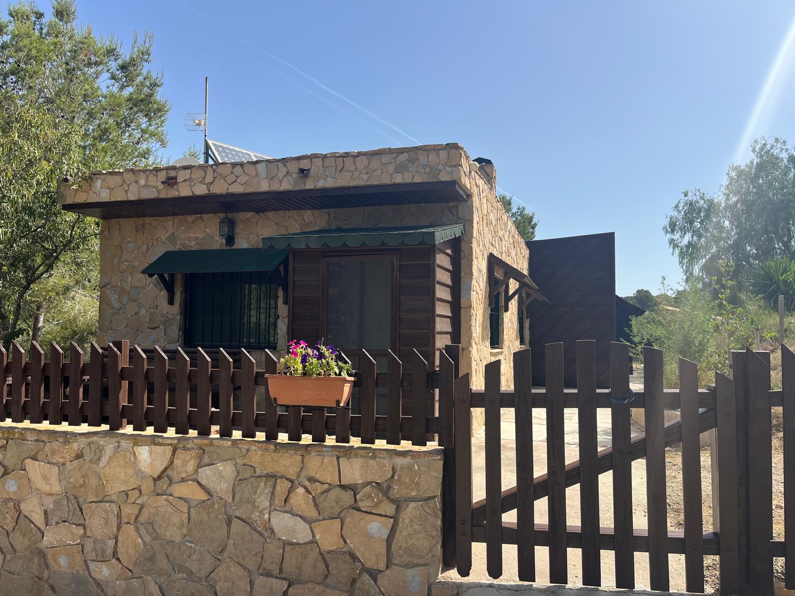 Venta finca monte con casa en Murcia