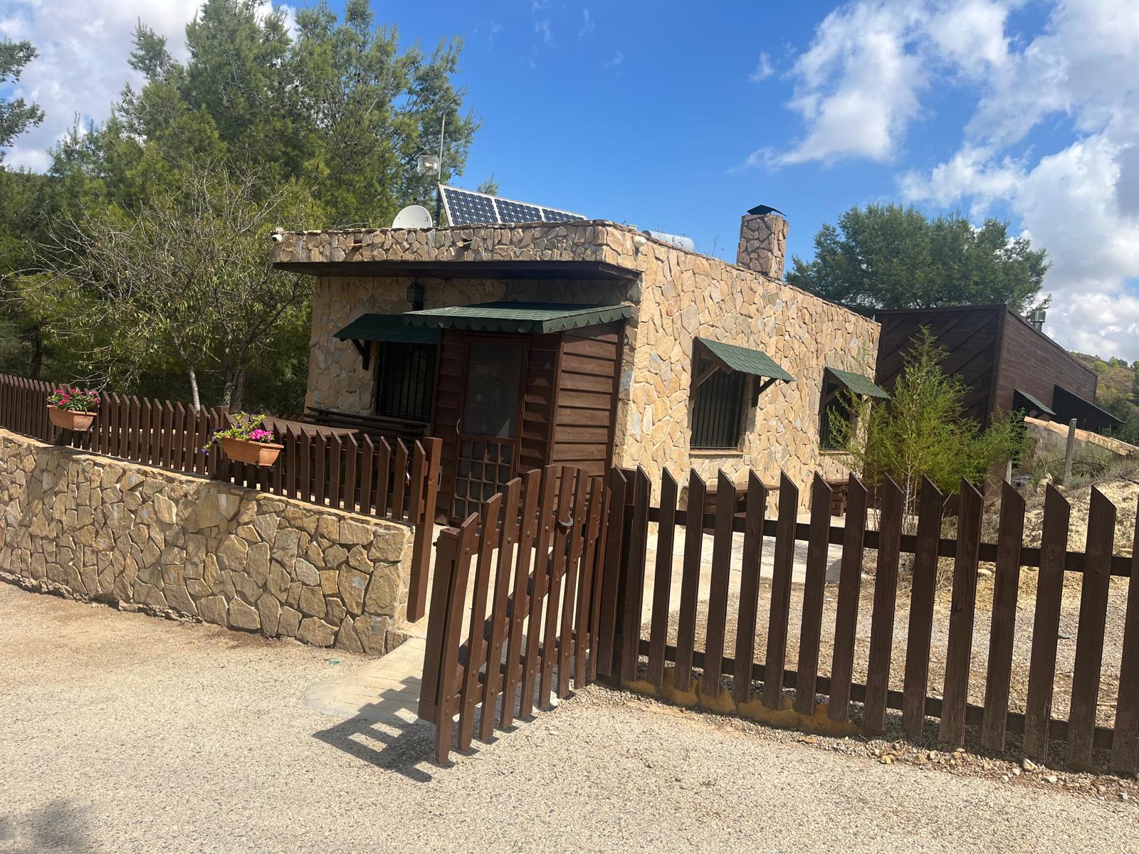 Venta finca monte con casa en Murcia