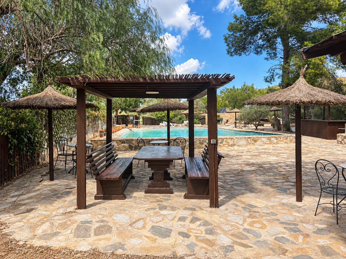 Venta finca monte con casa en Murcia