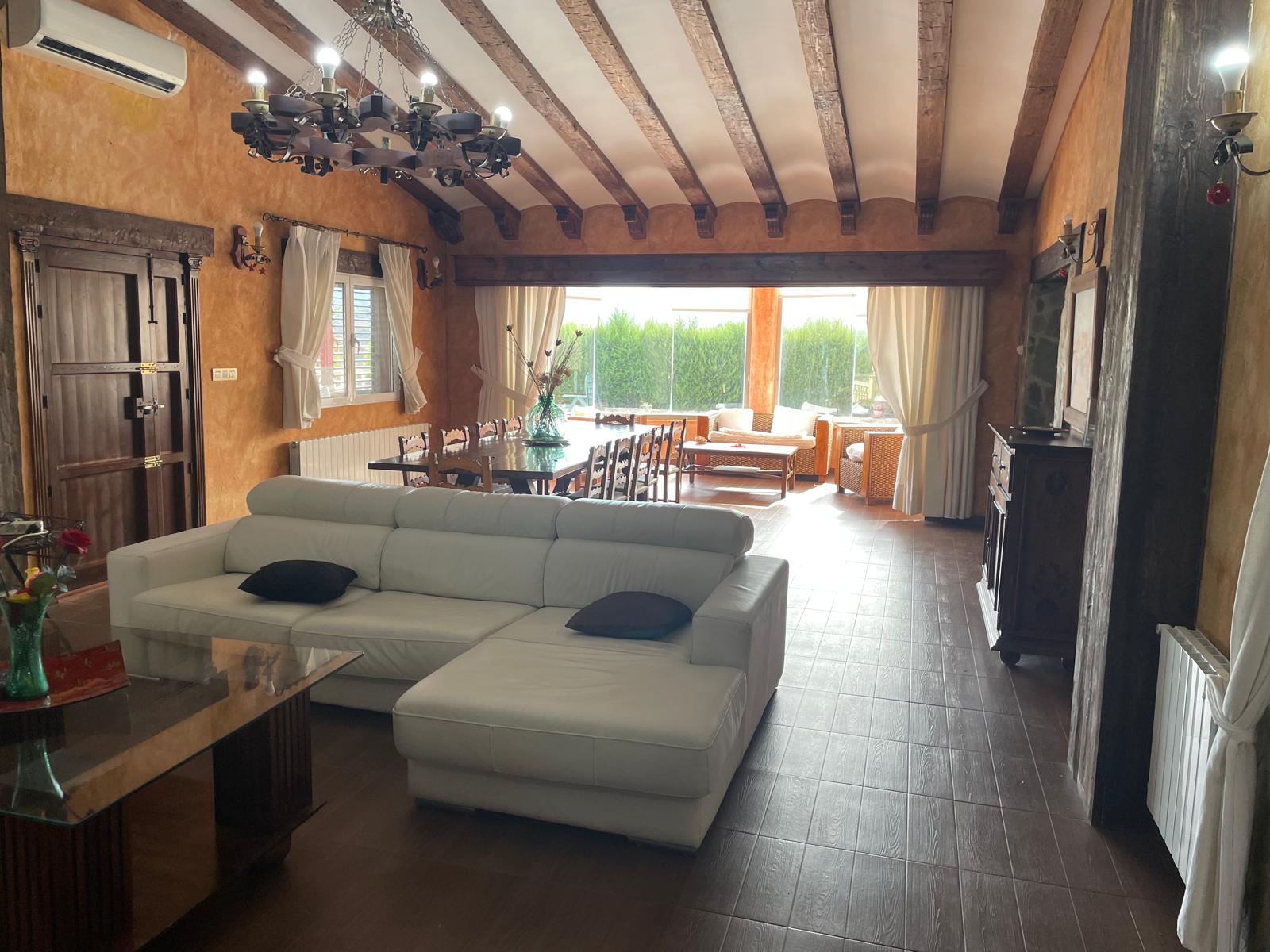 Venta casa de campo espectacular con 25.000m² de parcela