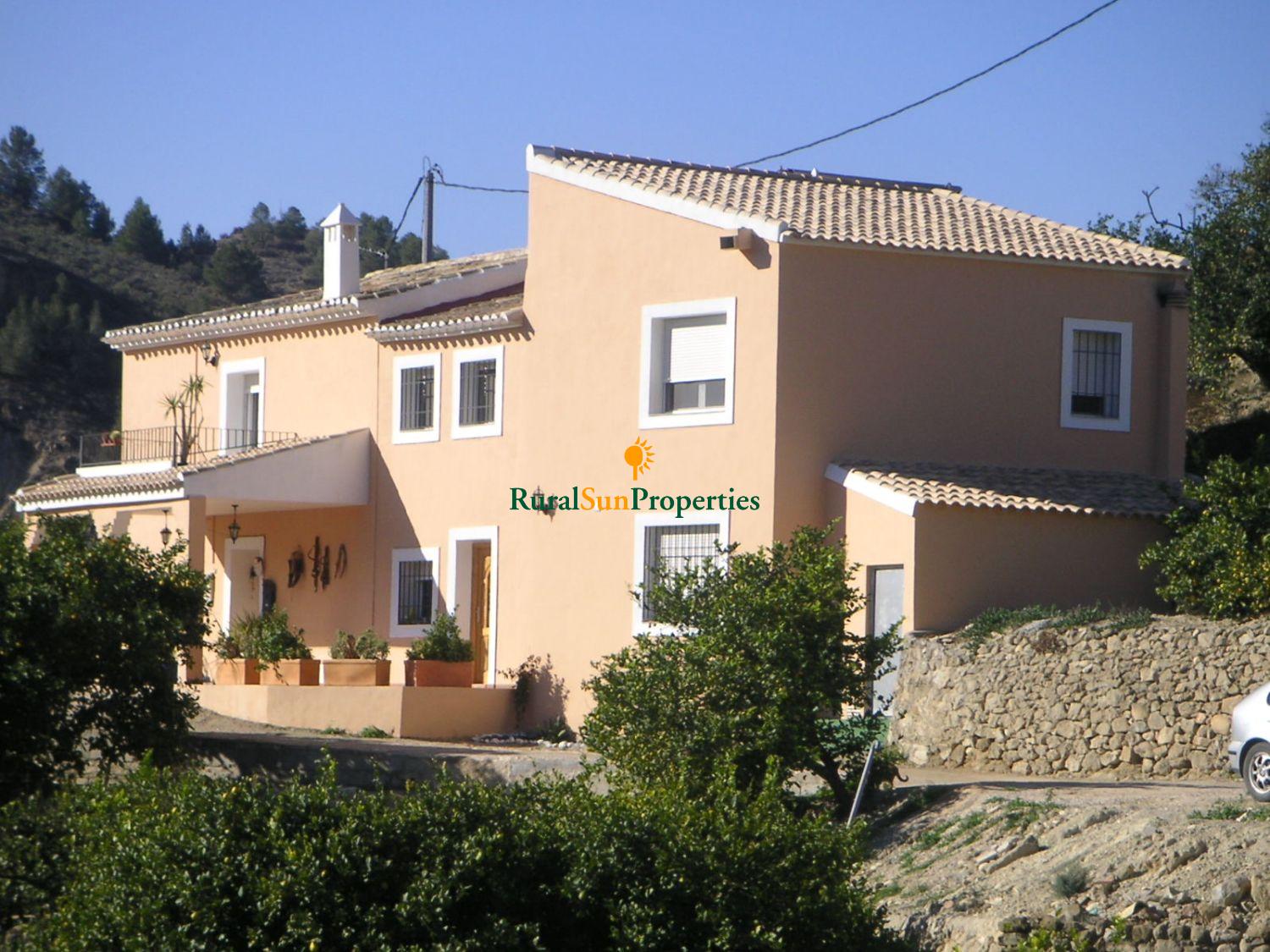 Villa for sale in Ricote Valley Murcia.