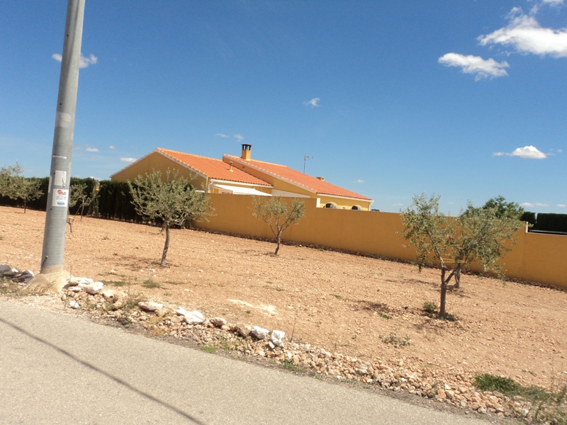 RESERVED. Sale country house inland Murcia with 4 bedrooms and 2 bathrooms. South facing with stunning views.