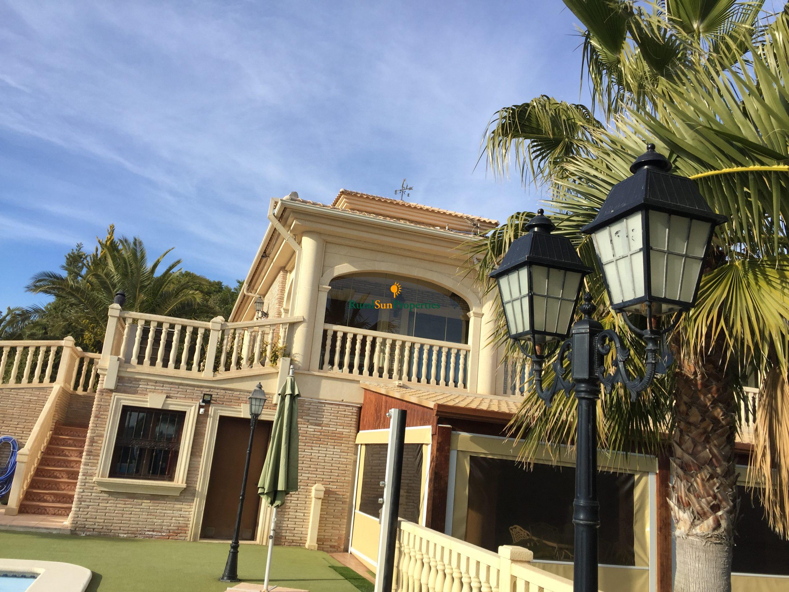 Sale exclusive villa in Molina de Segura. Murcia Inland.