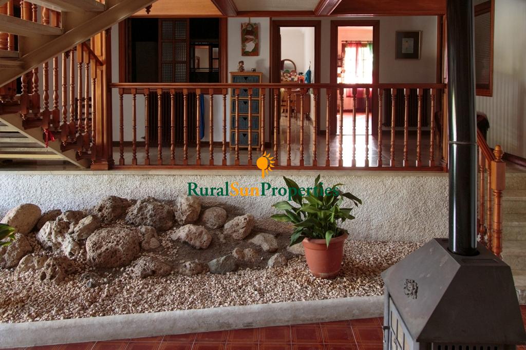 Large detached house for sale in Caravaca Murcia.