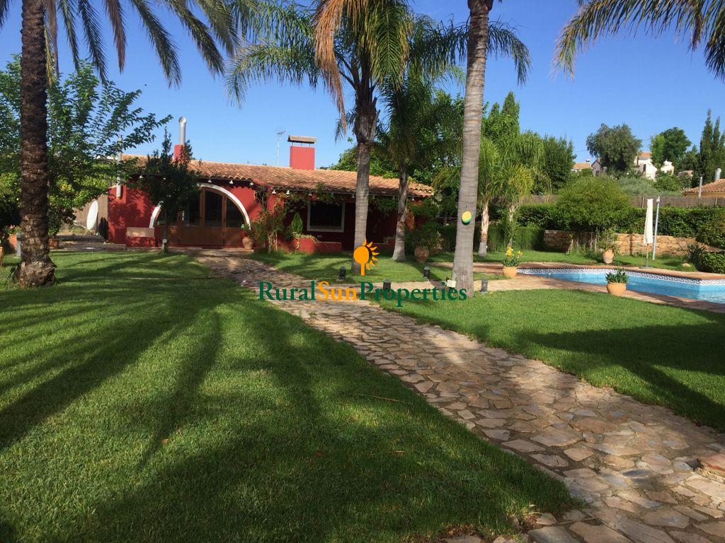 Villa for sale in Mula