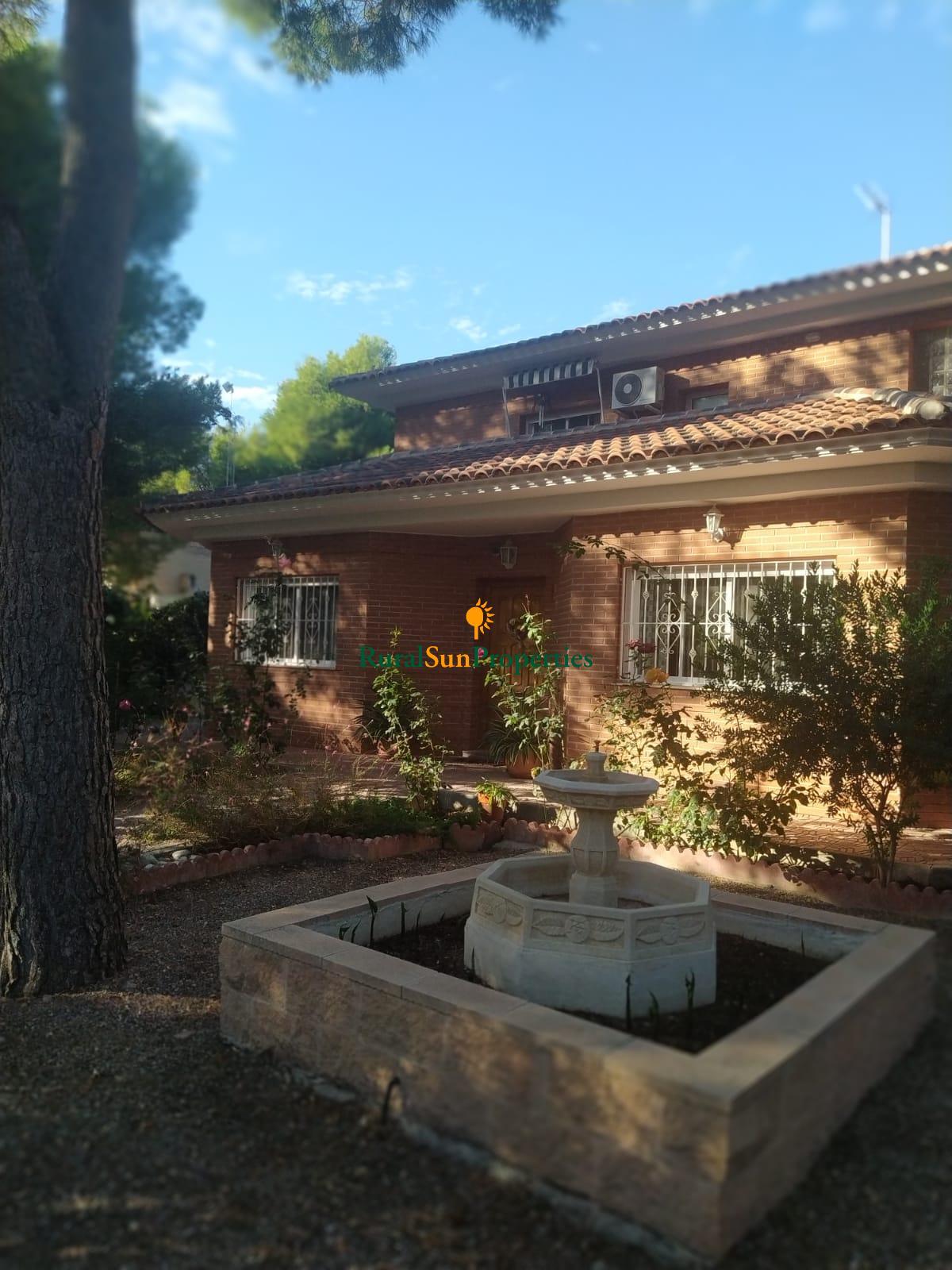Large detached house in Totana Murcia