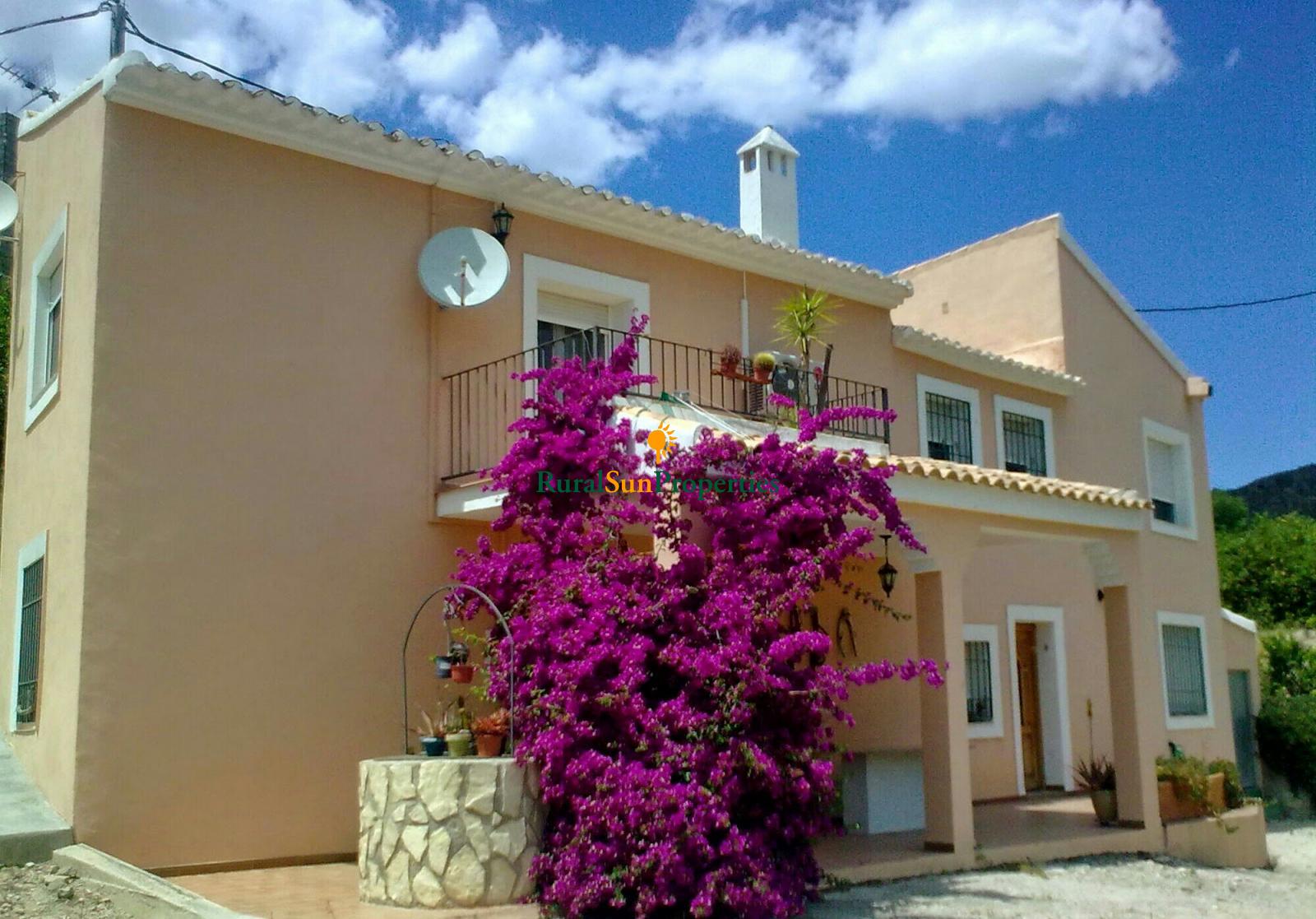 Villa for sale in Ricote Valley Murcia.