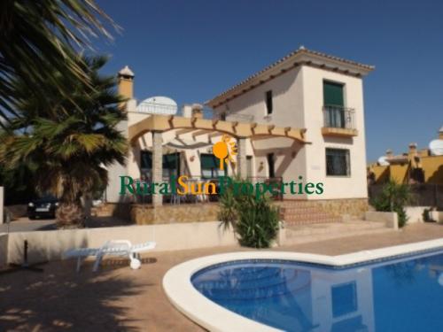 Casa con parcela Calasparra-Murcia