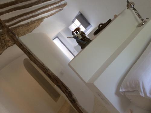 Round bedroomJPG - copia