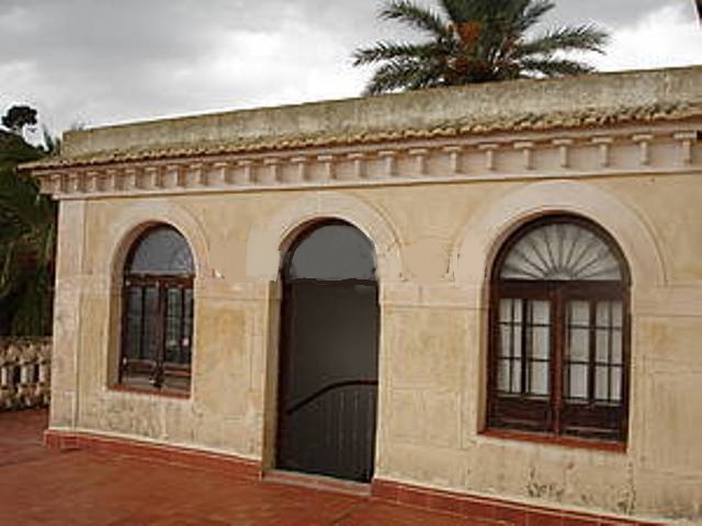 Palatial house for sale in Mula-Murcia inland.